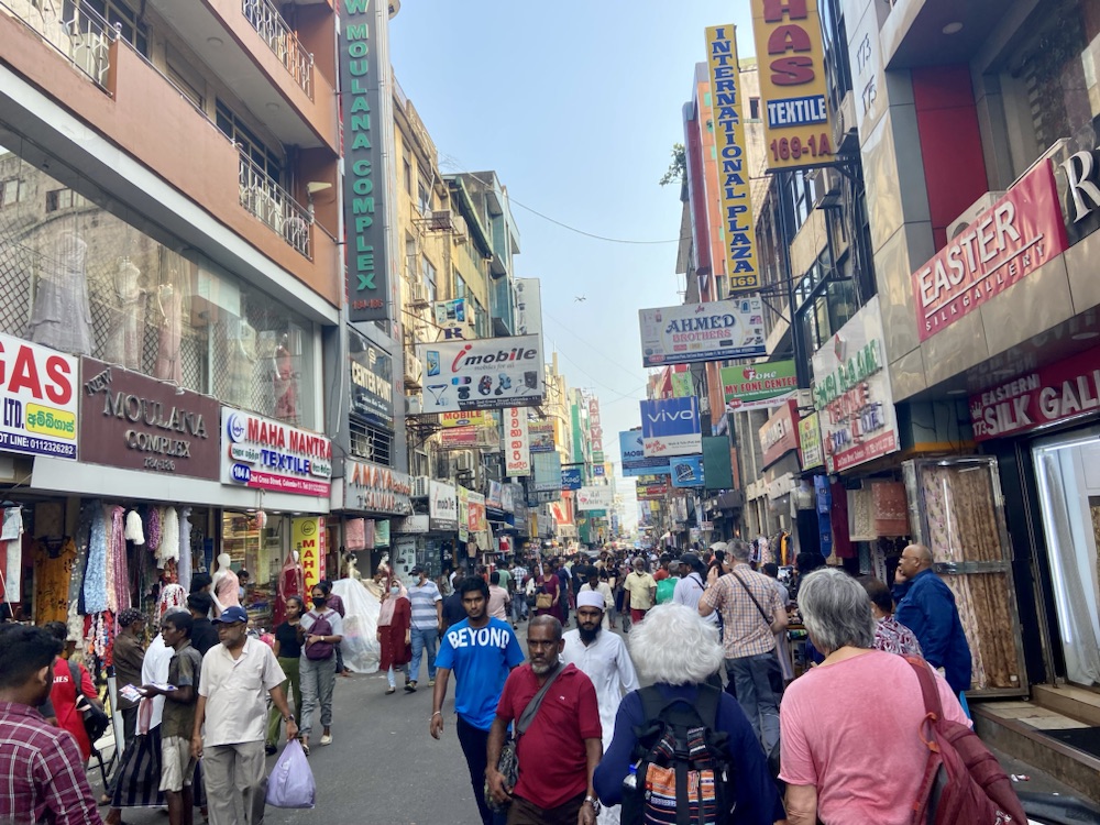 10.03.2024-31.03.2024 Sri Lanka – 1.-2. Tag: Anreise und&nbsp;Colombo