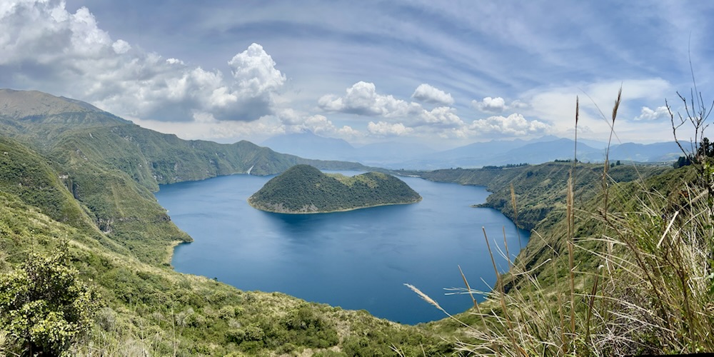 03.11.2024 – 28.11.2024 Ecuador und Galapagos – 6. Tag: Cuicocha Lagune und Besuch diverser Handwerksbetriebe